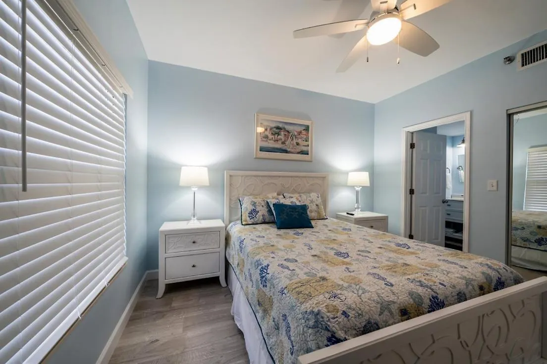 Sterling Sands 604 Daire