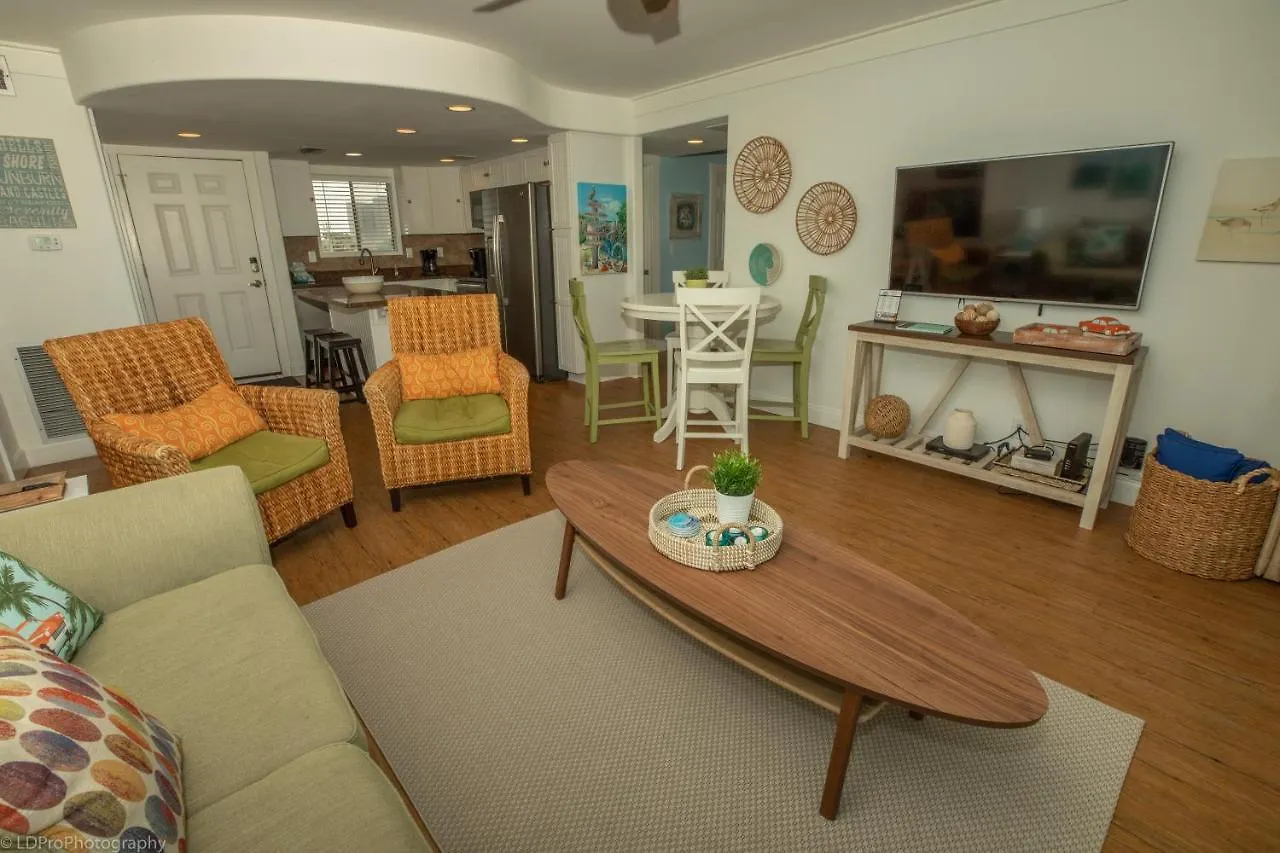 Sandpiper Cove 2123 *