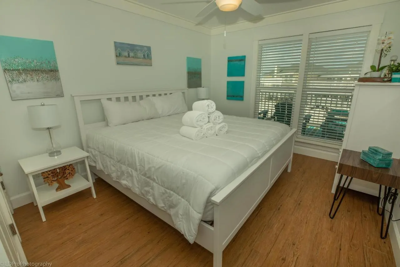 Sandpiper Cove 2123 شقة