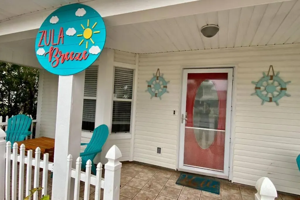 Ferienhaus Zula Breeze House, Sleeps 18, Private Heated Pool Spa, 3min Walk To The Beach, Pets Welcome, Fenced Yard Destin