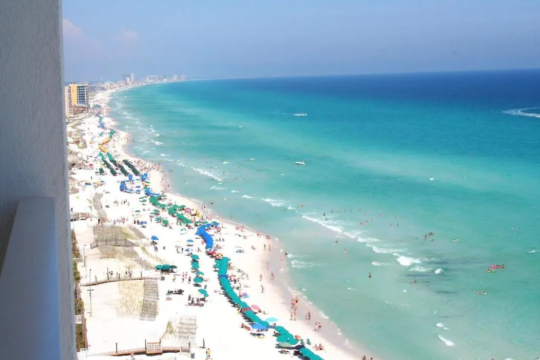 3-story Retreat Home, Walk To Beach, Gulf Views, Free Wifi!