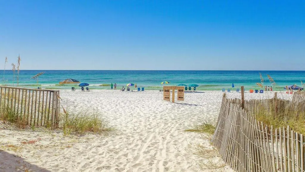 3-story Retreat Home, Walk To Beach, Gulf Views, Free Wifi! * Destin