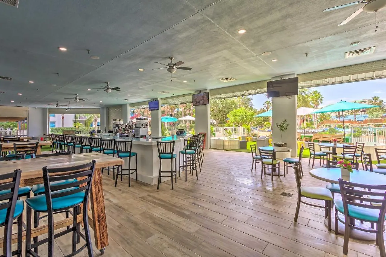 With Amenities And Pool Less Than Half Mi To * Destin