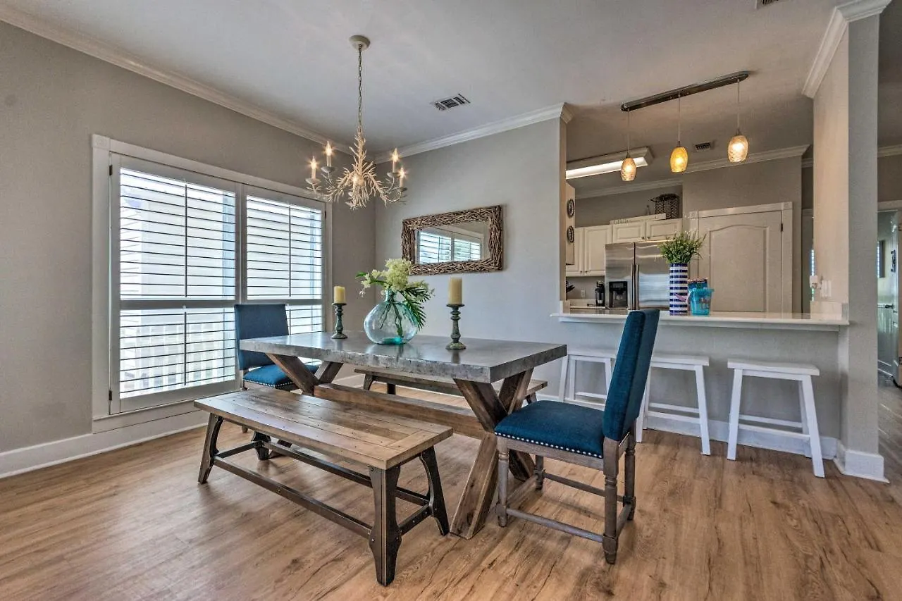 Grand Getaway - Walk A Block To The Beach! Destin