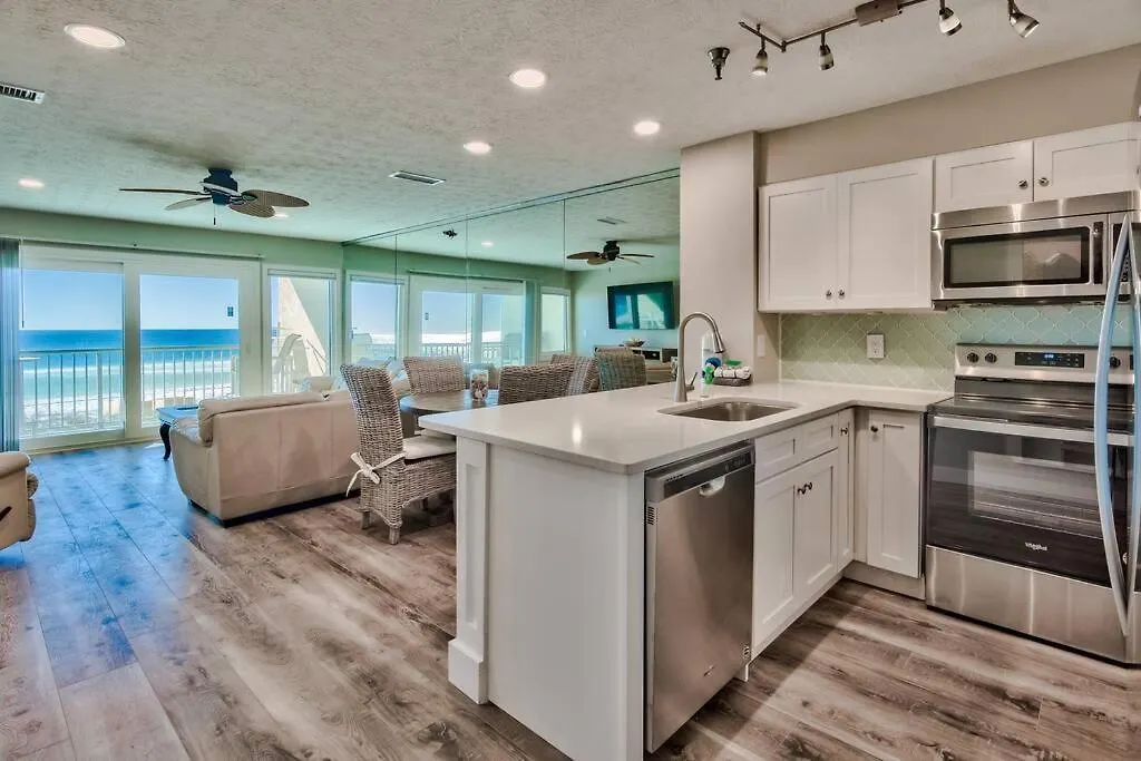 Seafarer, Gulf Front Condo, Right On The * Destin