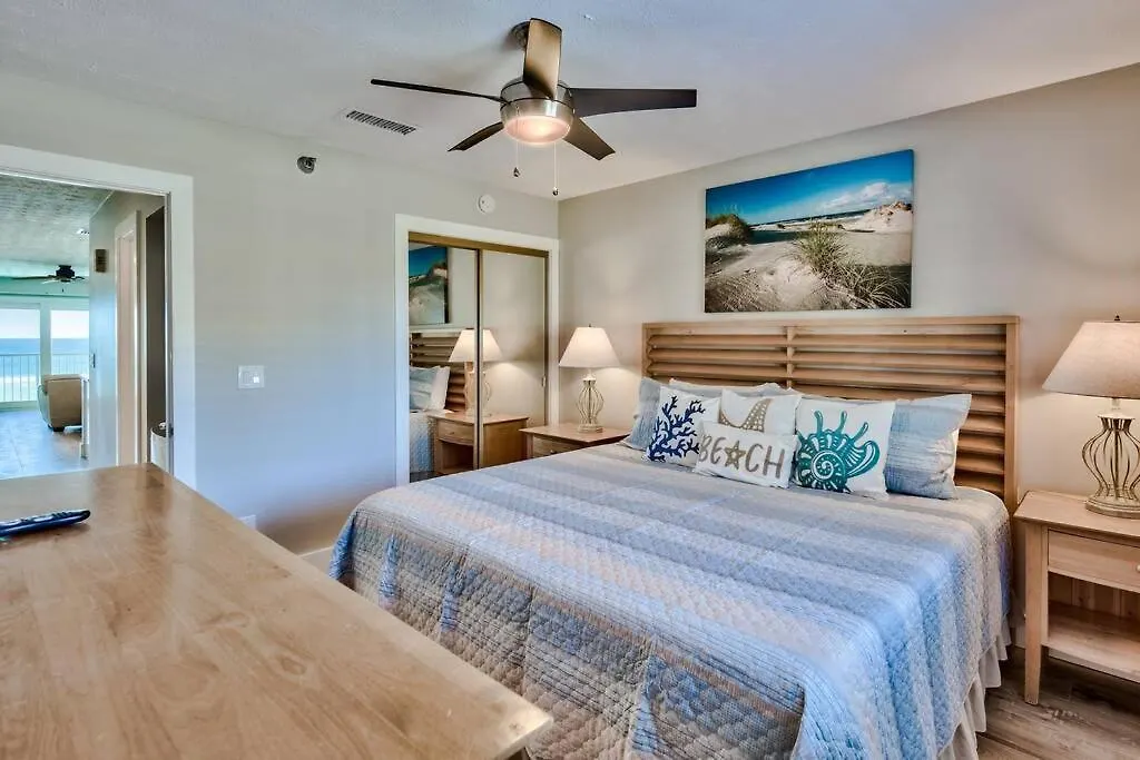 Seafarer, Gulf Front Condo, Right On The Apartment