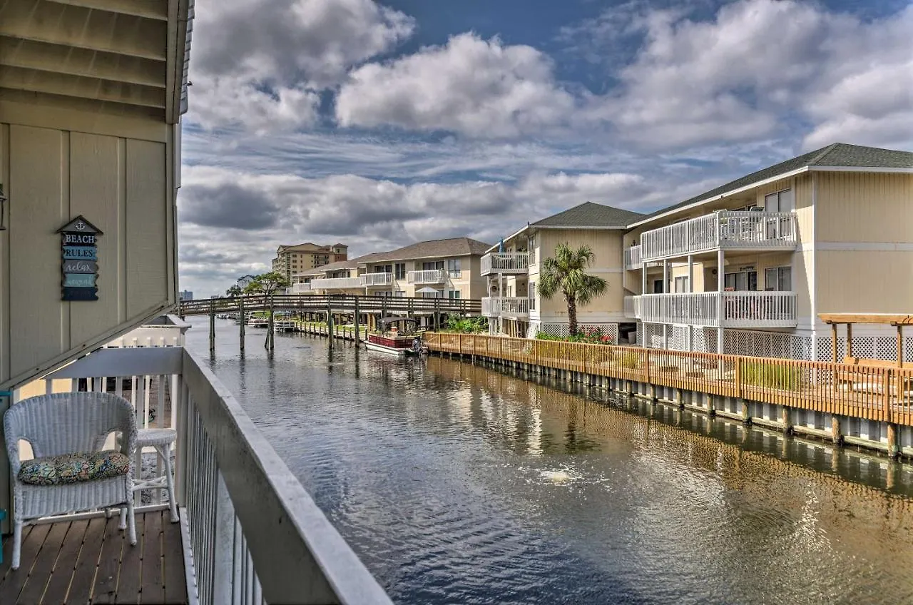 Sandpiper Cove Escape On Canal - Walk To Beach! Destin
