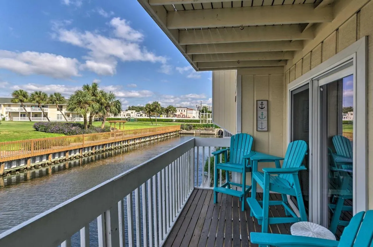 Sandpiper Cove Escape On Canal - Walk To Beach! Apartment