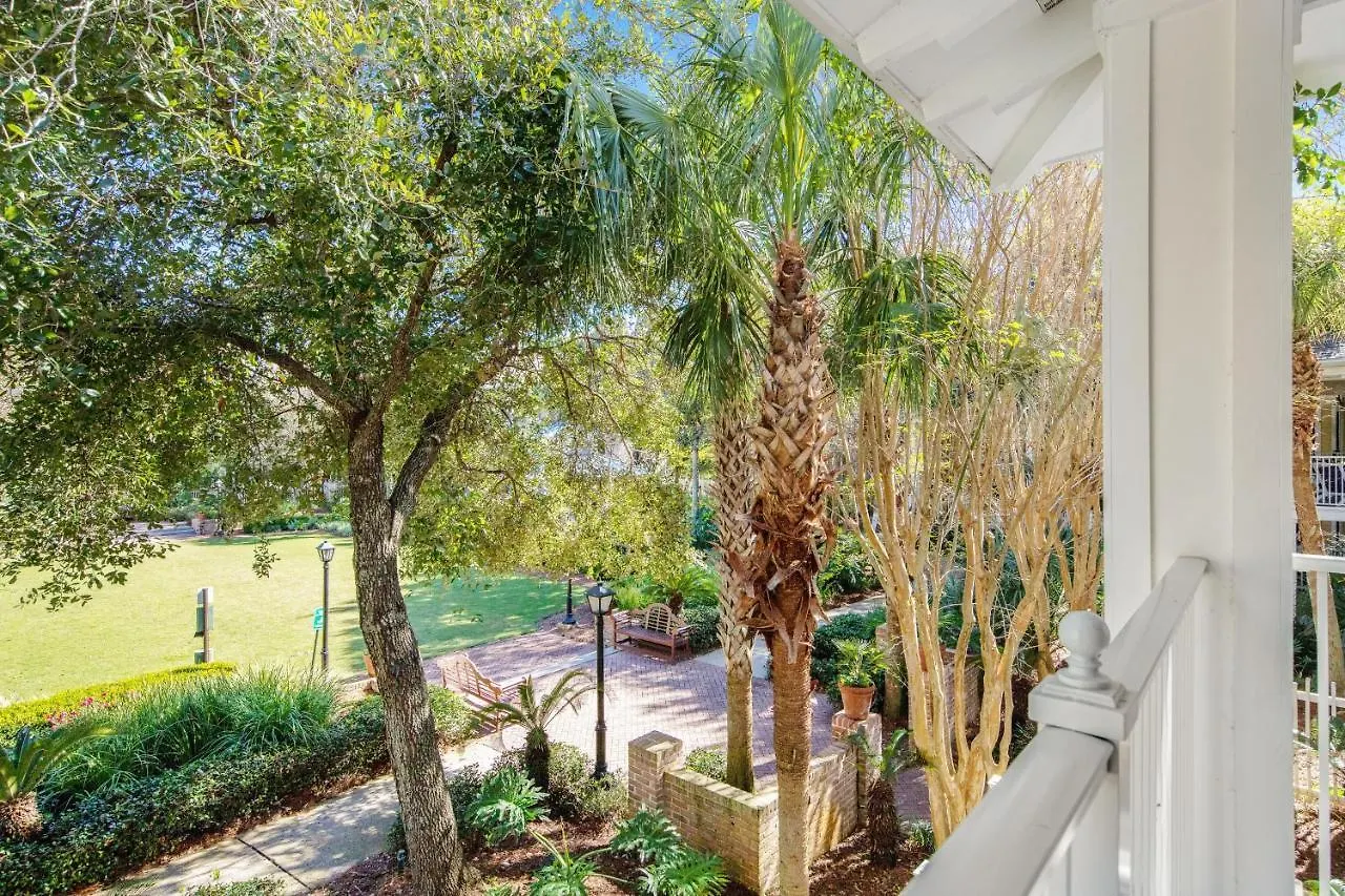 Sandestin Baytowne Wharf 449 Market St * דסטין