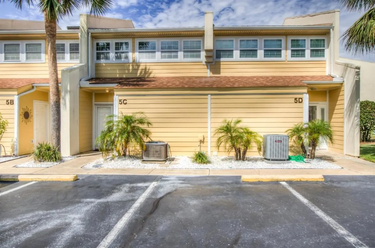 5 C, Three Bedroom Townhome Holiday home
