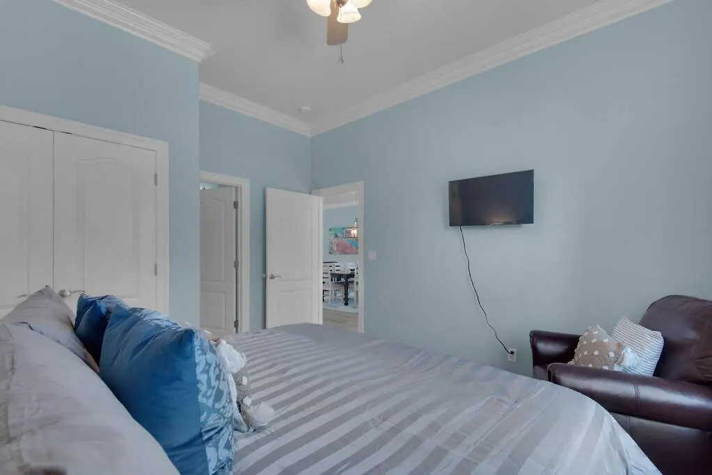 Private Heated Pool, Golf Cart & Walk To The Sugar In Destin