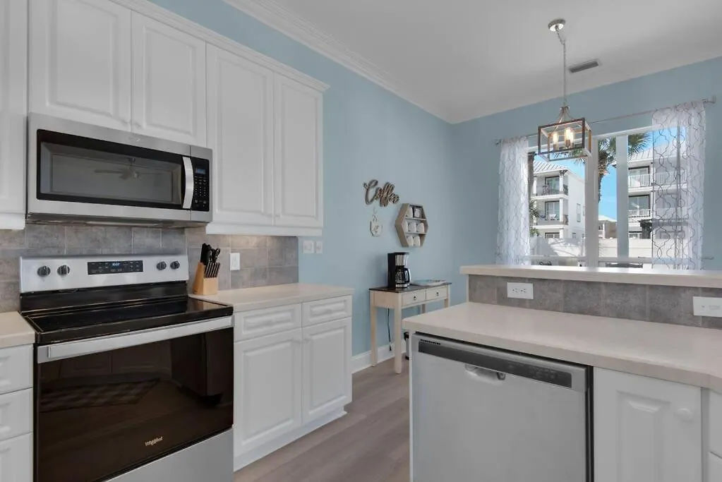 Private Heated Pool, Golf Cart & Walk To The Sugar In