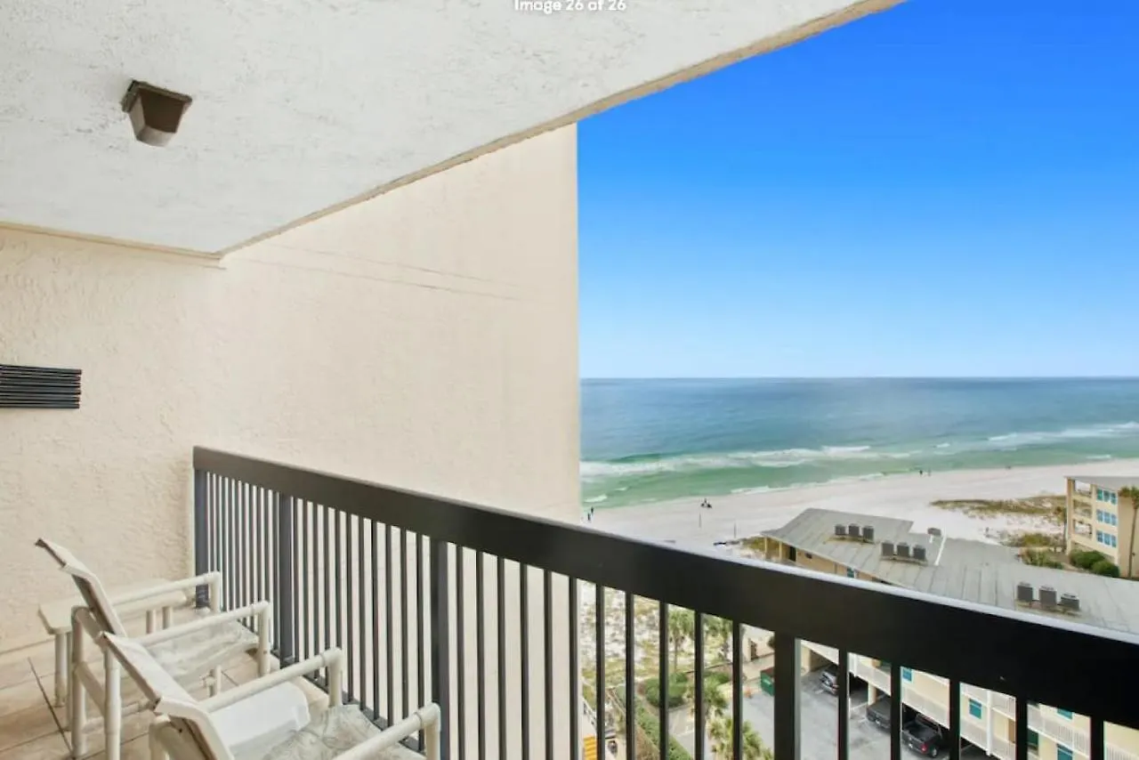 Wave And Sea Sun Hot Tub Pools Beach Holiday home