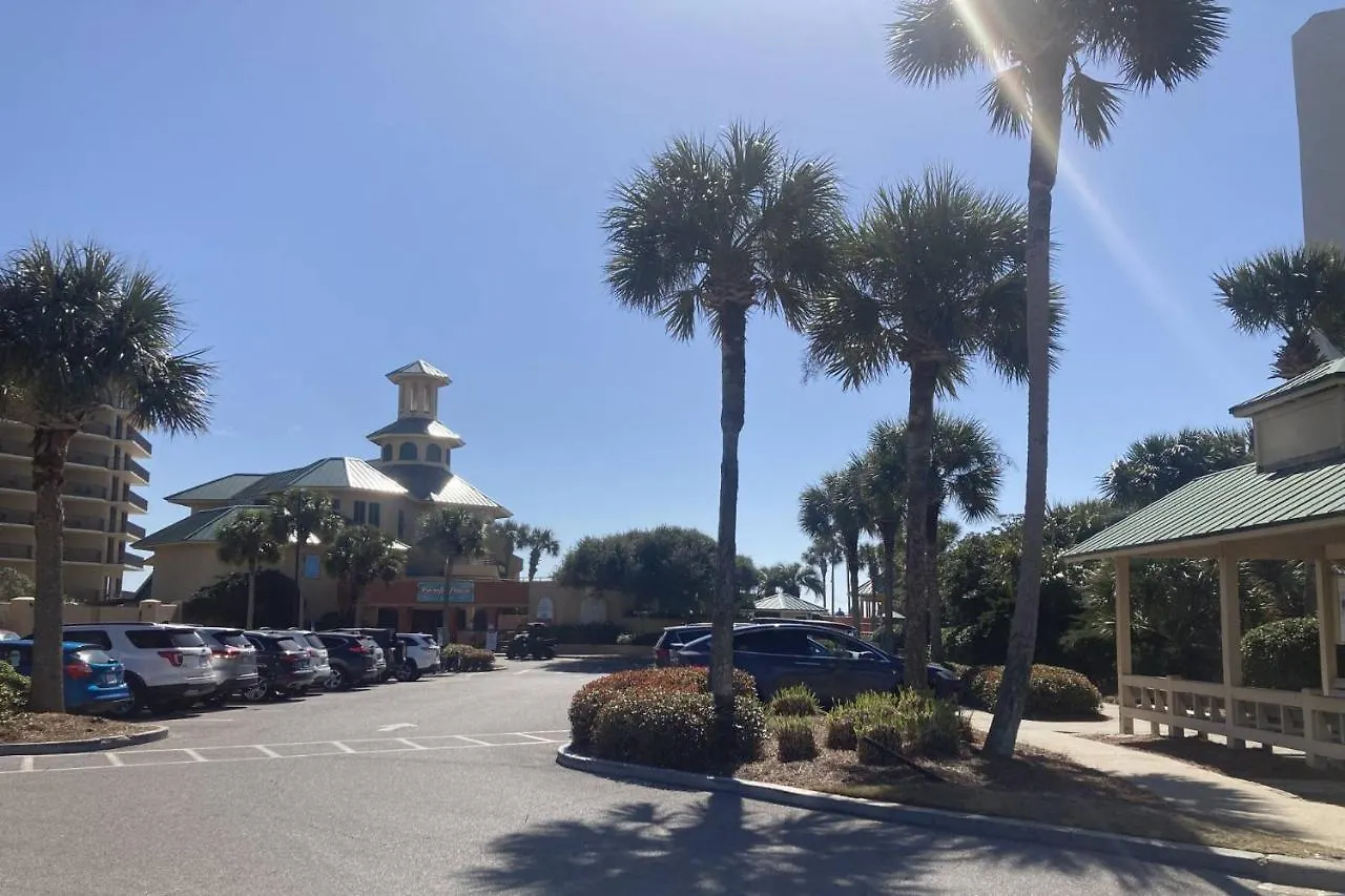 Augusta 552 - Dollar Links Destin