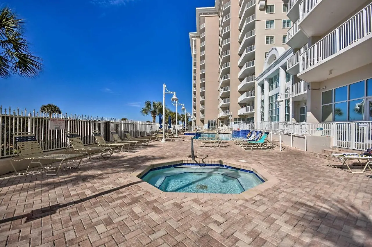 Renovated Luxury With Sweeping Ocean Views!