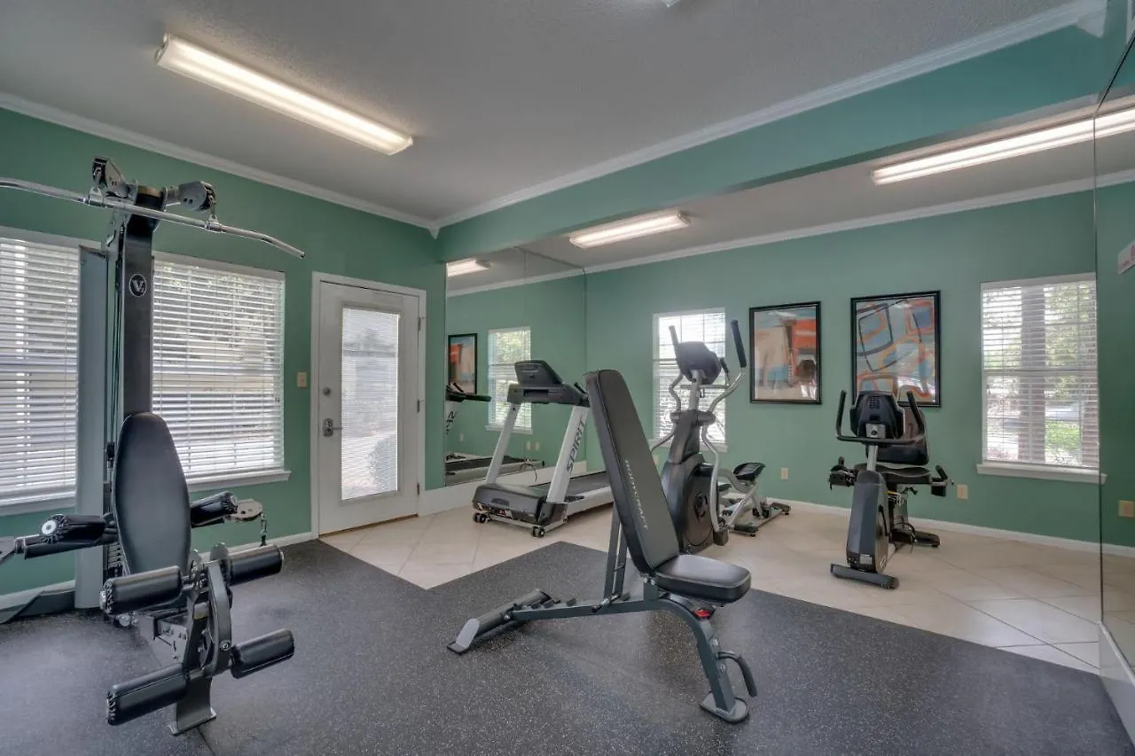 Cozy 1br With Pool And Gym Centrally Located