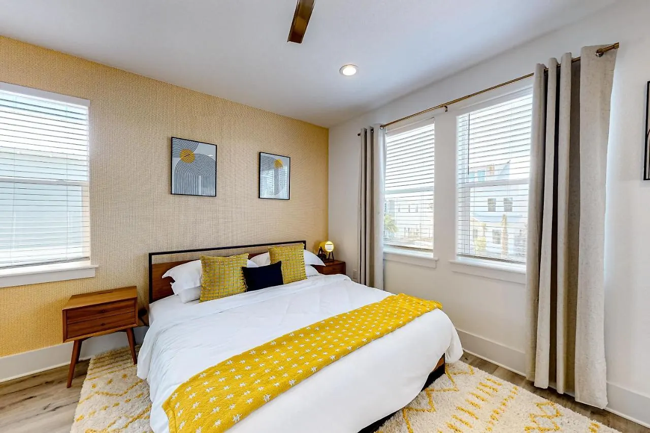 Sea La Vie Holiday home