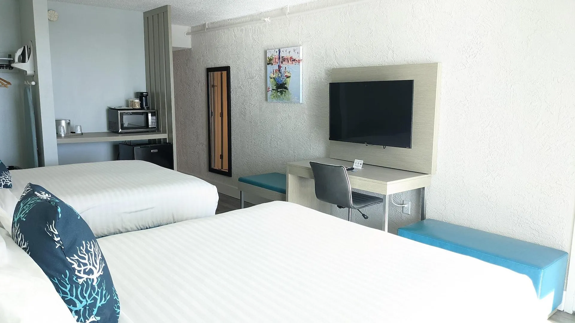 On Harbor, Ascend Collection Destin