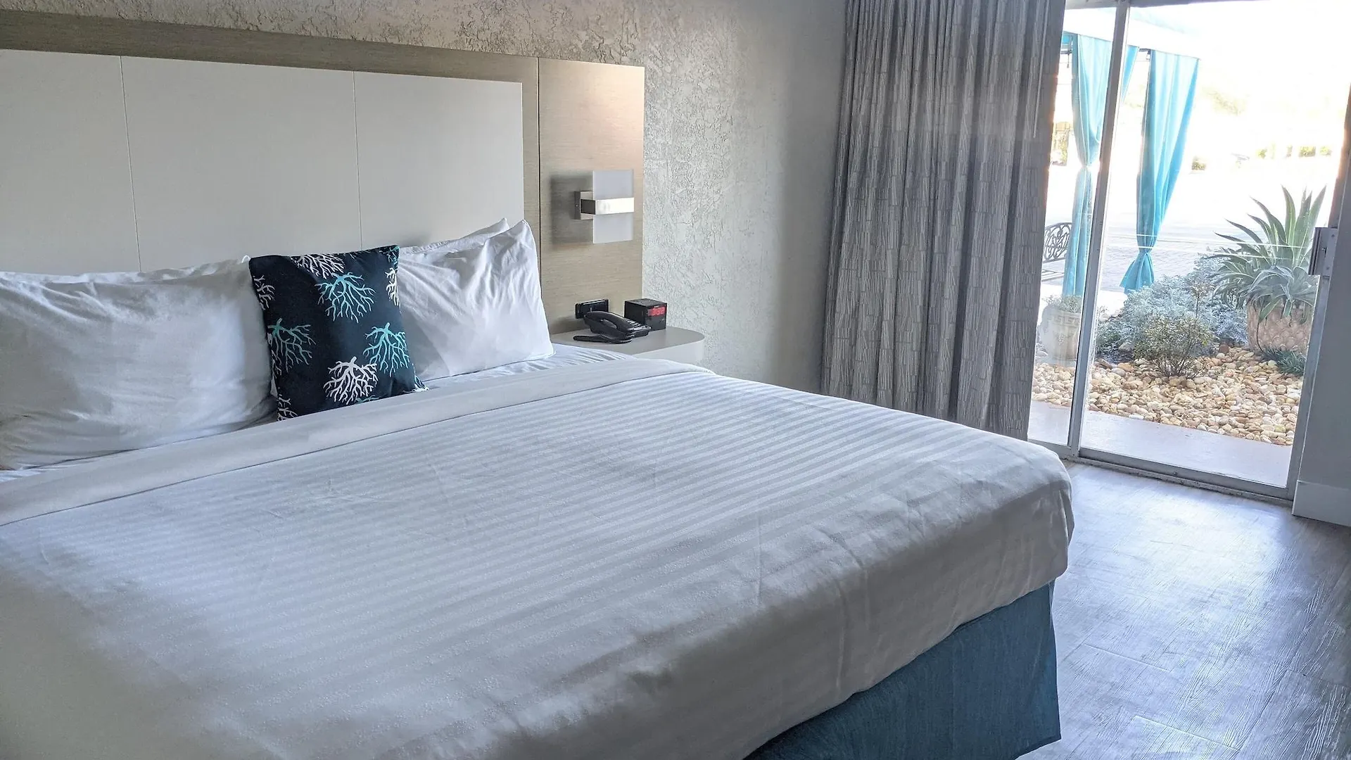 Hotel On Harbor, Ascend Collection