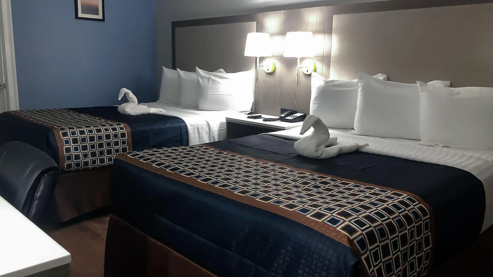 Hotel & 2*
