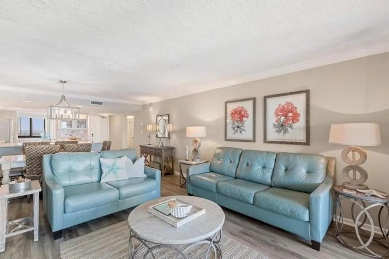 Apartment Edgewater #1402