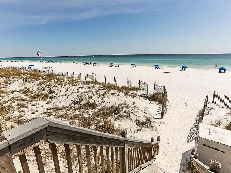 Beautiful In With Outdoor Swimming Pool And 3 Bedrooms Destin