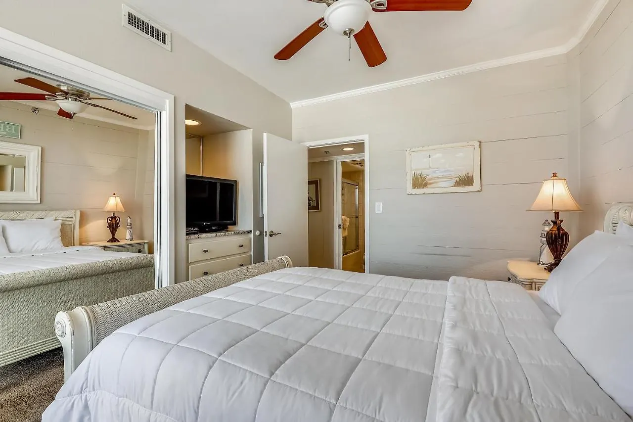 East Pass Towers 305 Apartment