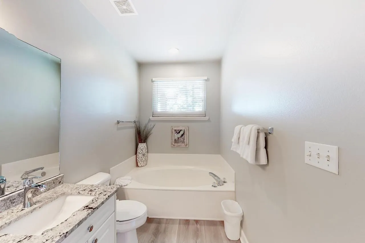 Appartamento Turnberry #8562 *