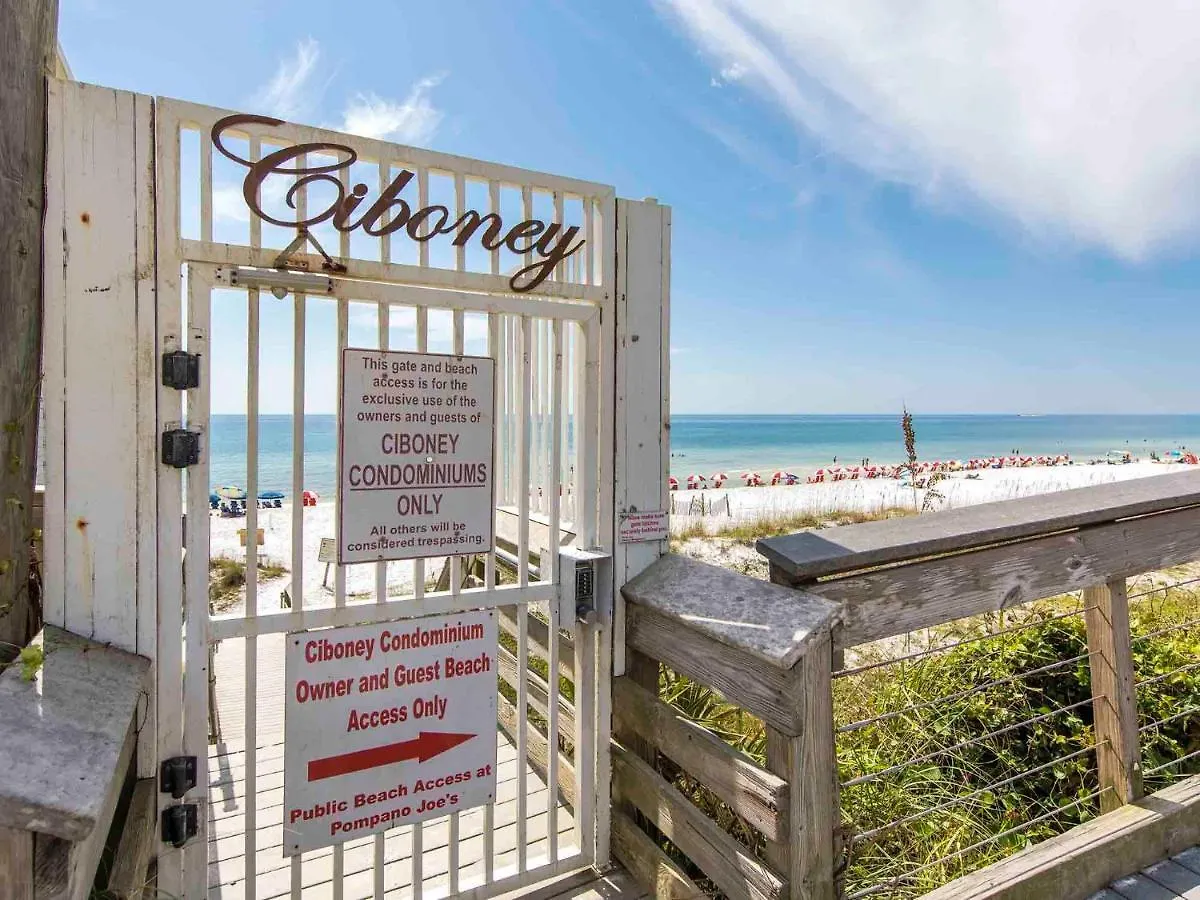 Ciboney 1010 Apartman