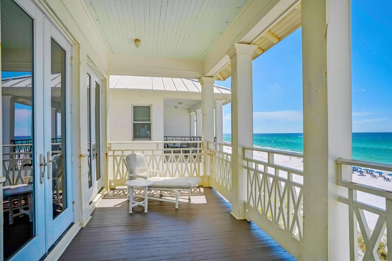 Charlie Boy Holiday home Destin