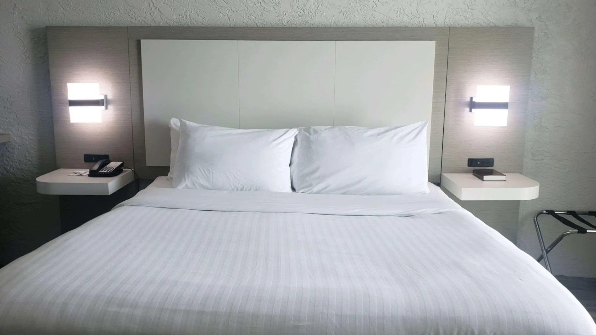 Hotel On Harbor, Ascend Collection