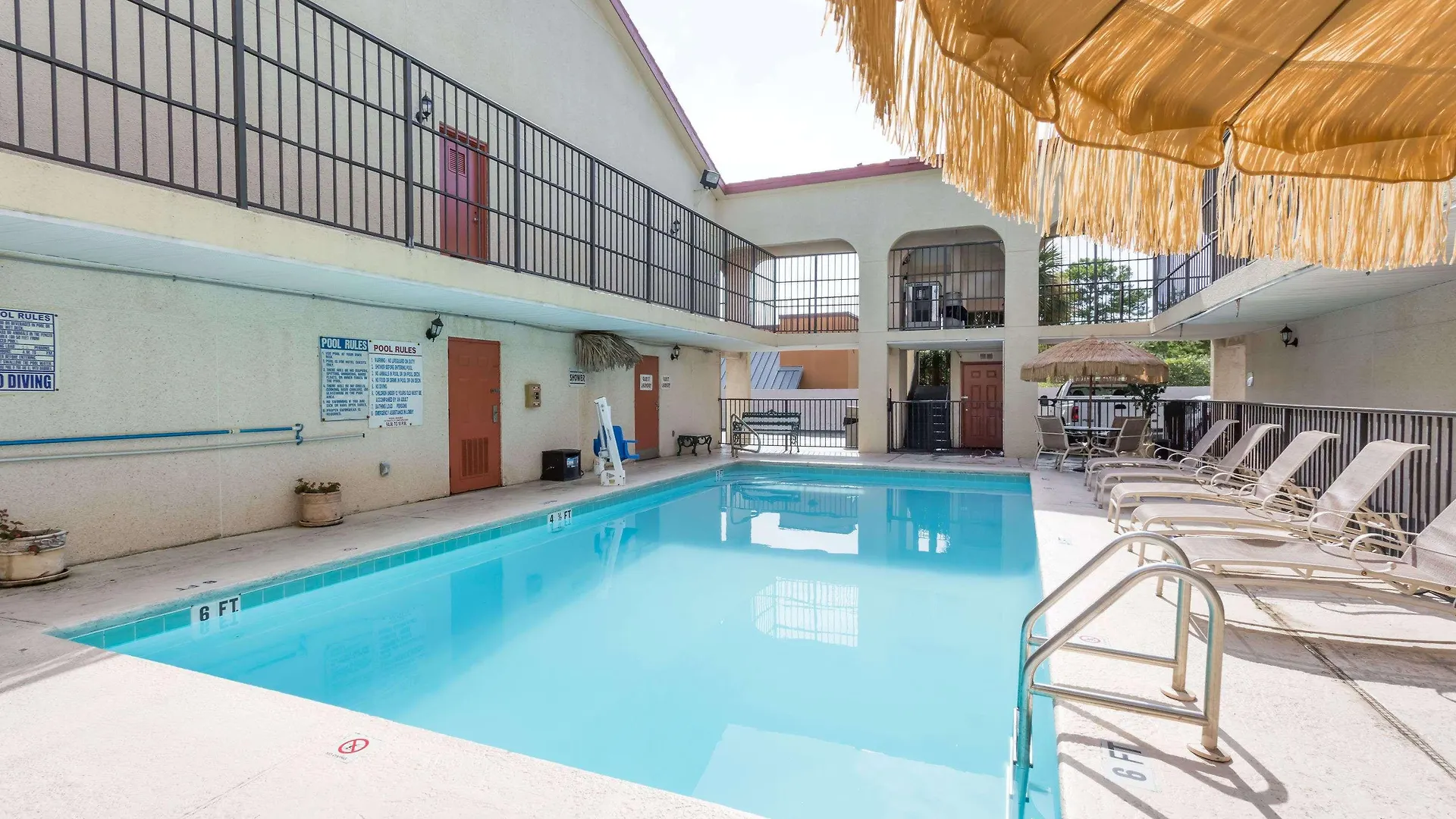 Days By Wyndham Motel Destin