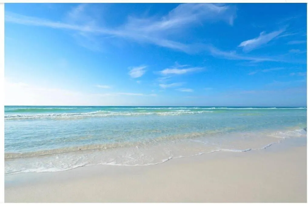 New Listing!!! 4 Min Walk To The Beach! 펜션 *