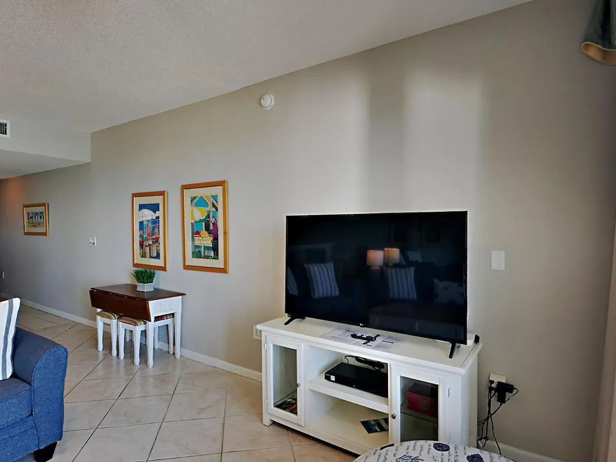 Apartment Majestic Sun #705a *