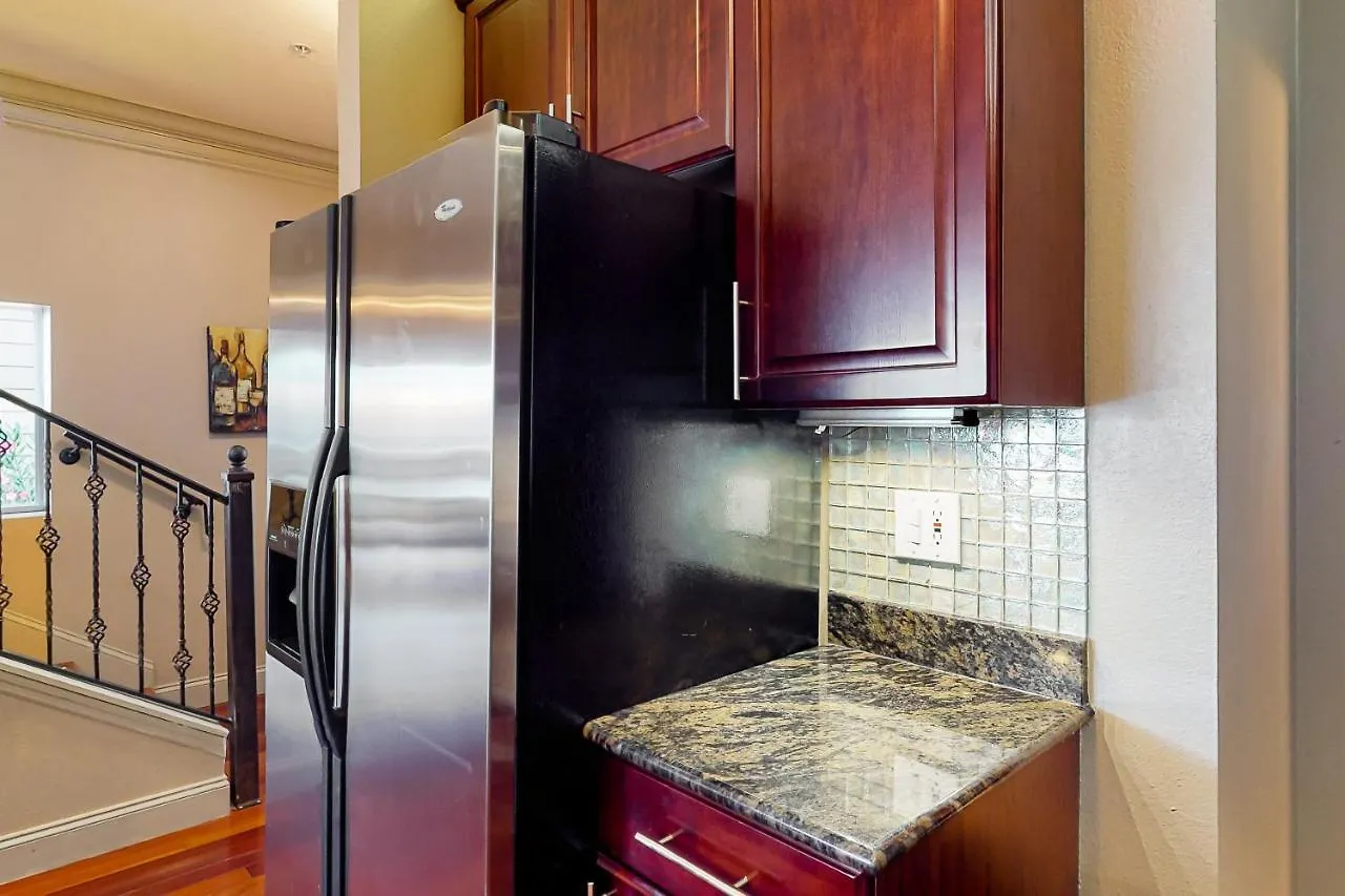 Pointe 301 Holiday home *
