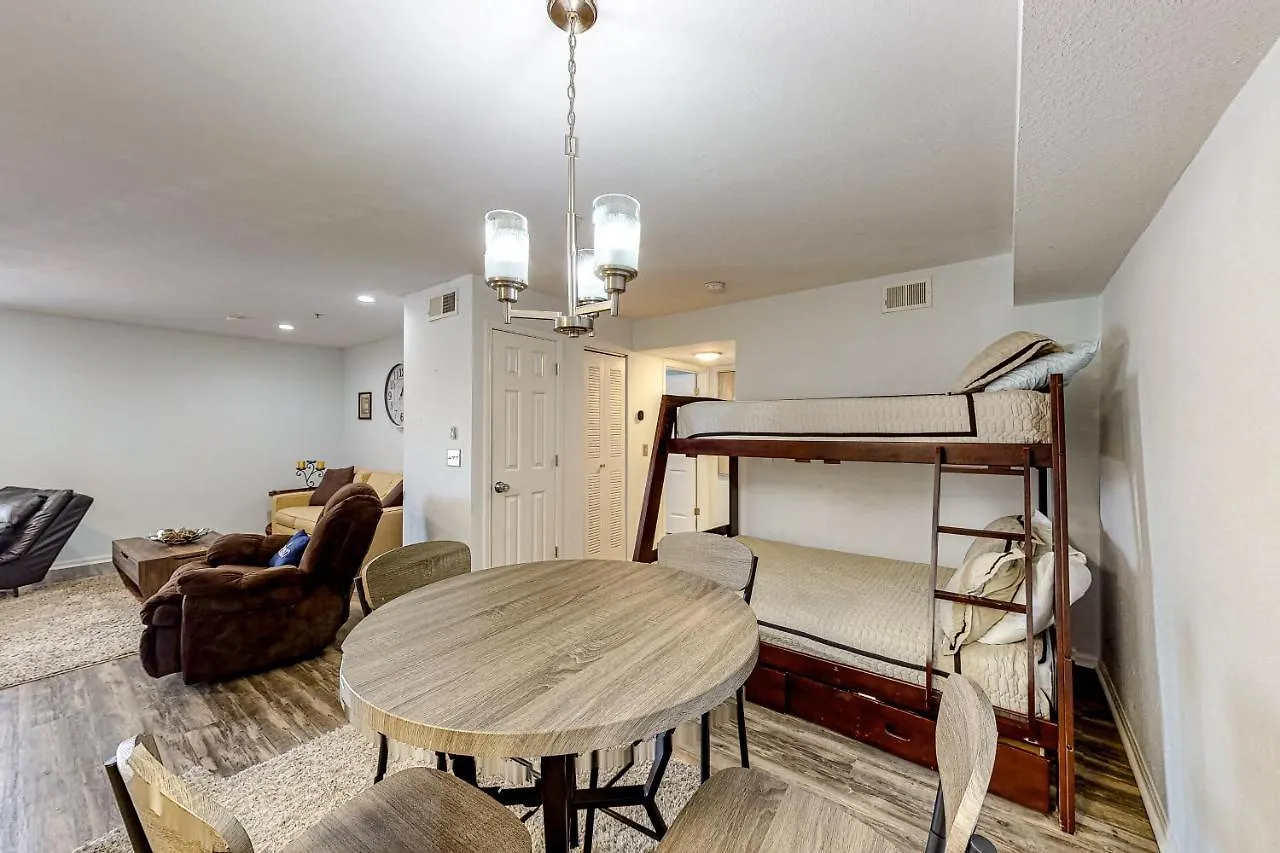 Indian Lake 317 Apartment