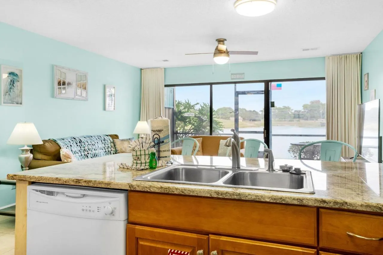 Seascape Lakefront 114- Break Holiday home Destin