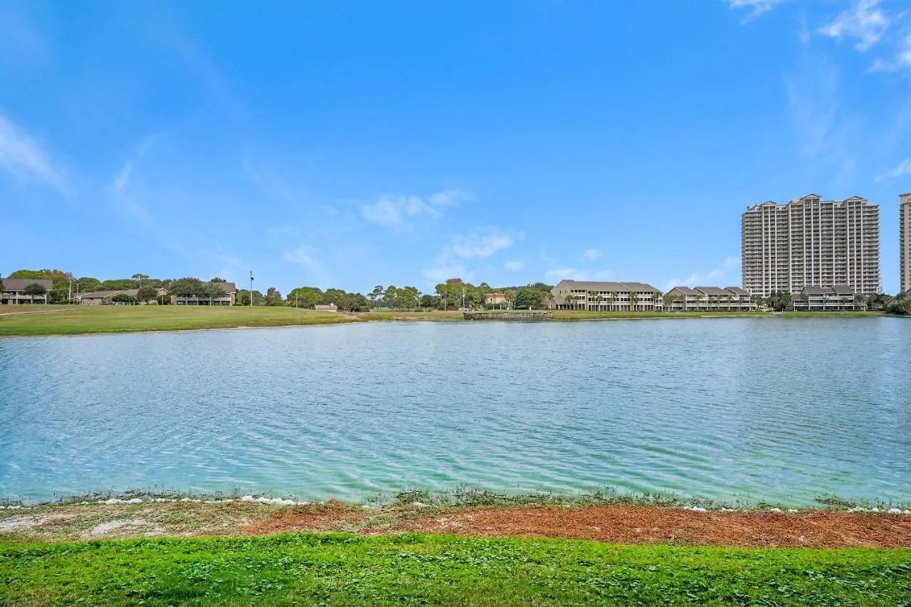 Seascape Lakefront 114- Break Holiday home