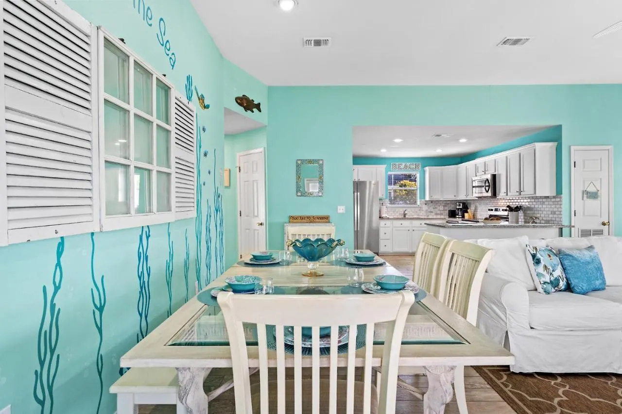 Holiday home Under The Sea By Newman-dailey *