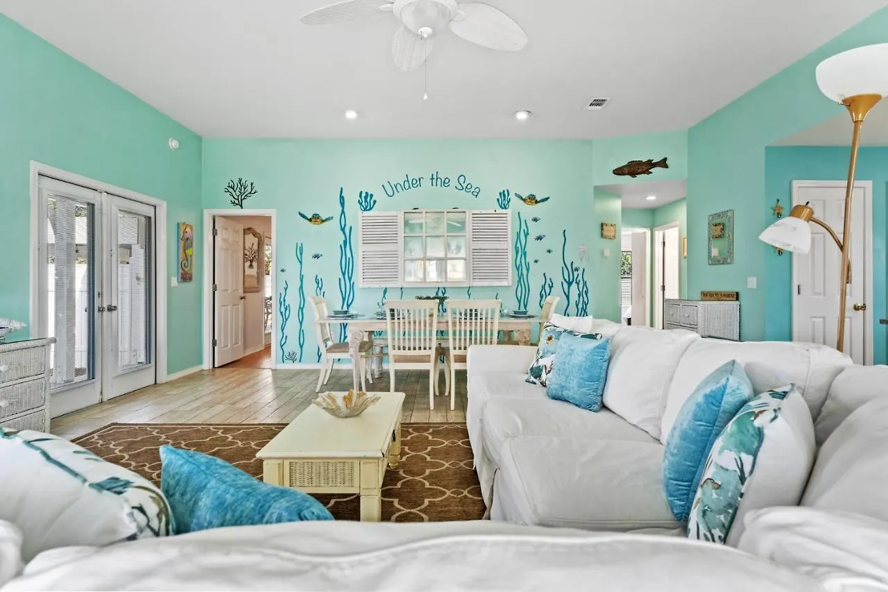 Under The Sea By Newman-dailey Holiday home