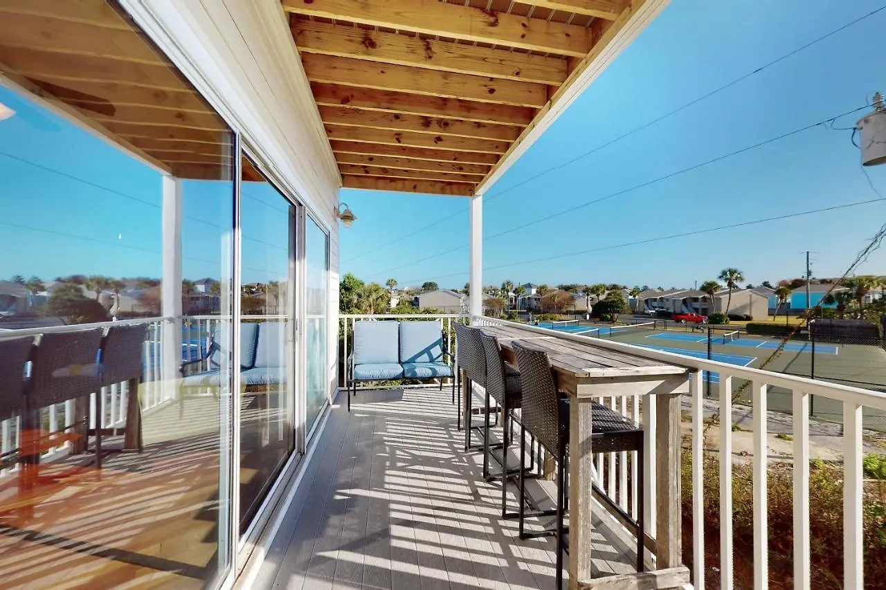 Pointe 301 Holiday home