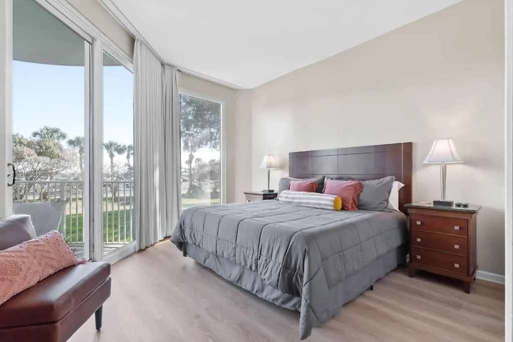 Family Friendly In Heart Of Destin! Style Pool, Tennis Courts Minutes From * Ντέστιν