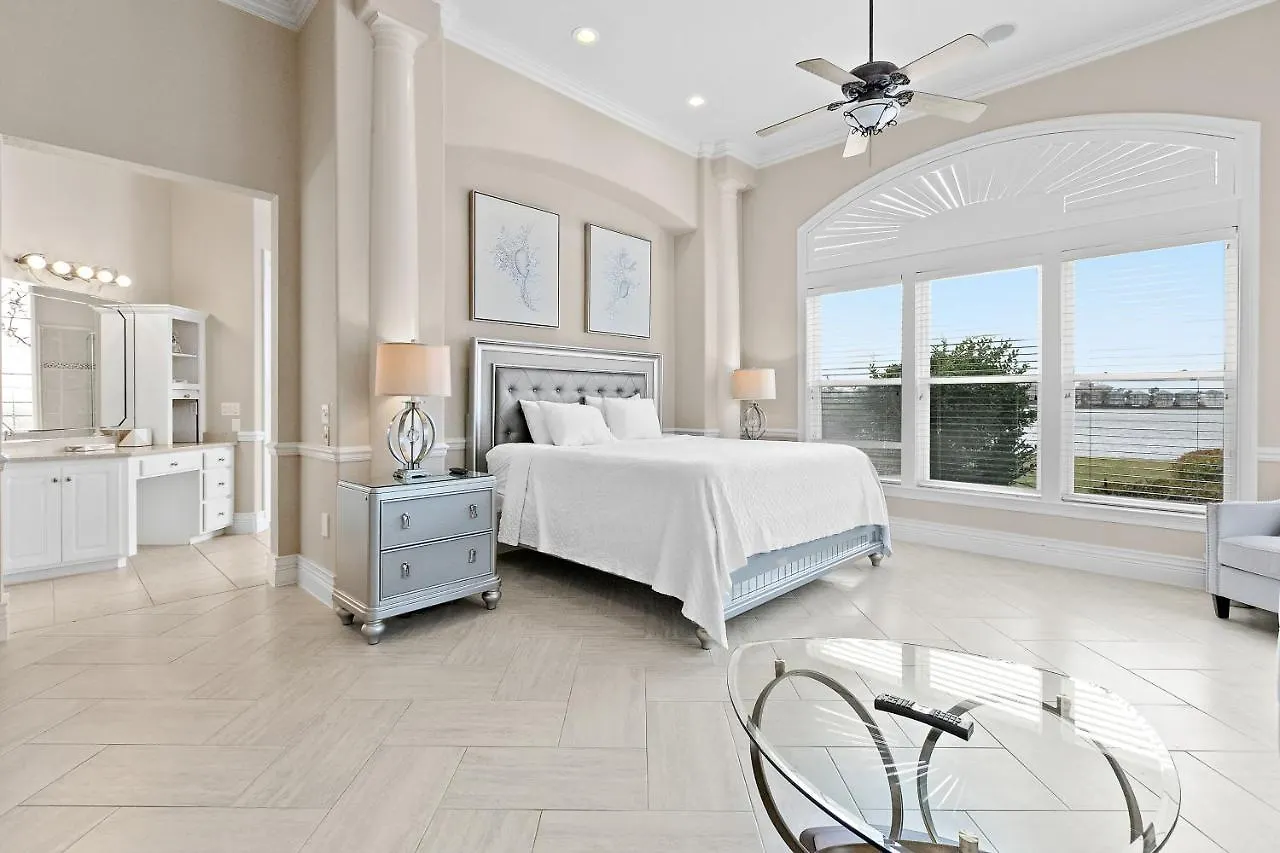 Destiny East Laguna Vista دستين