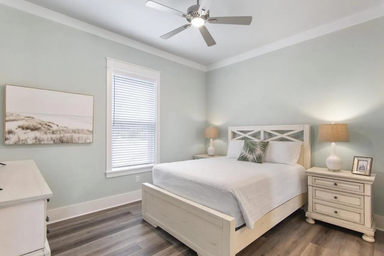 Holiday home Farfrumwerkin With Hot Tub And Golf Cart Destin