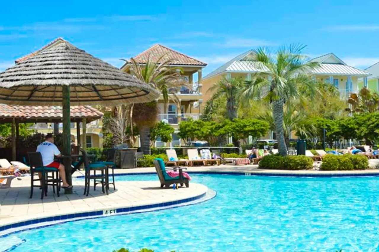 Cassie's * Destin