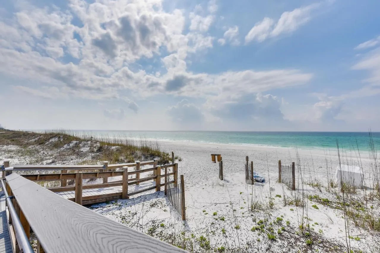 Miramar Retreat With Pool Access And Fireplace! Holiday home *