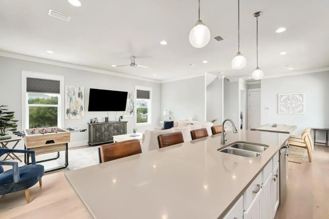 Grand Tran Chateau Destin