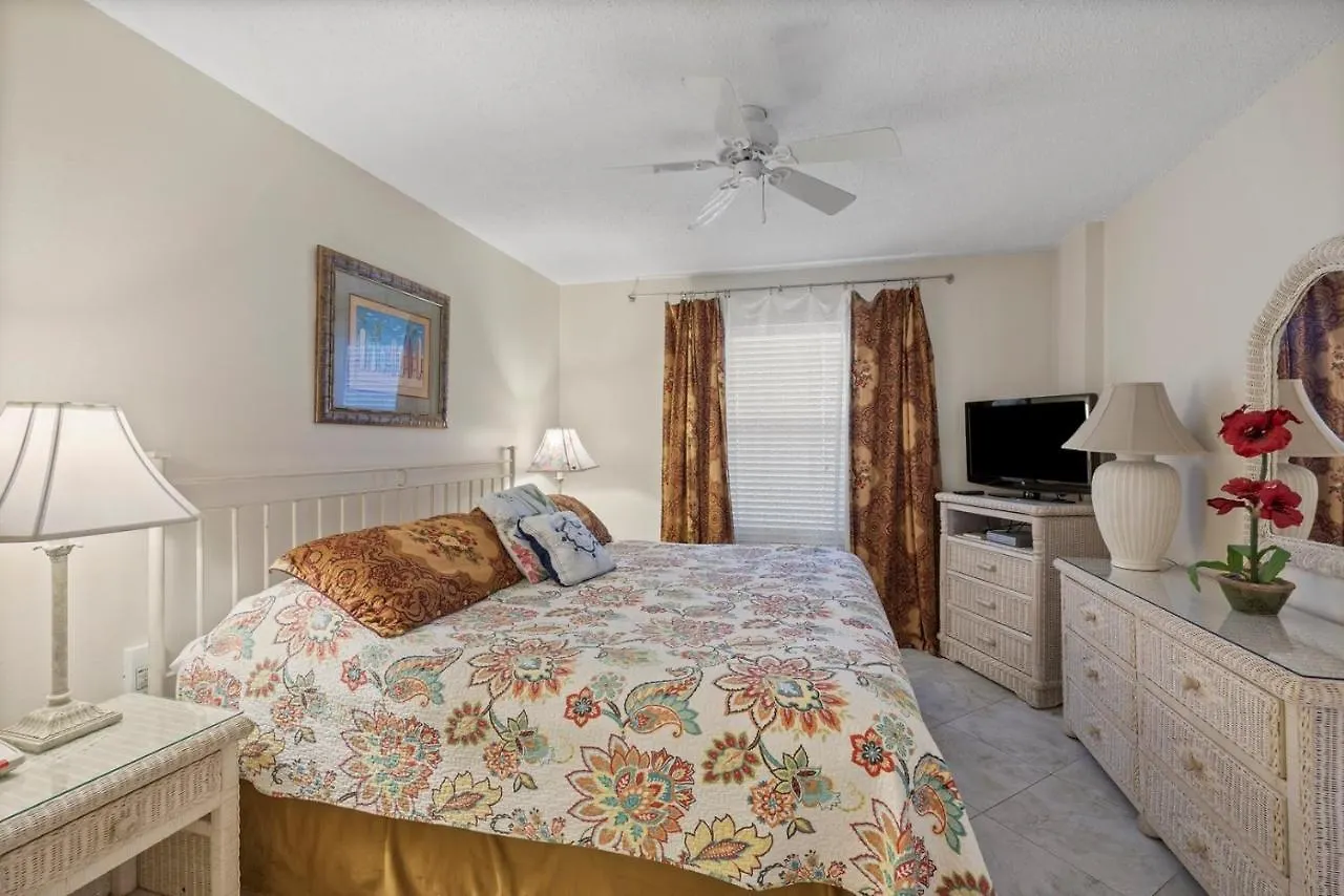 Pelican 1406 By Pelican Management Apartment