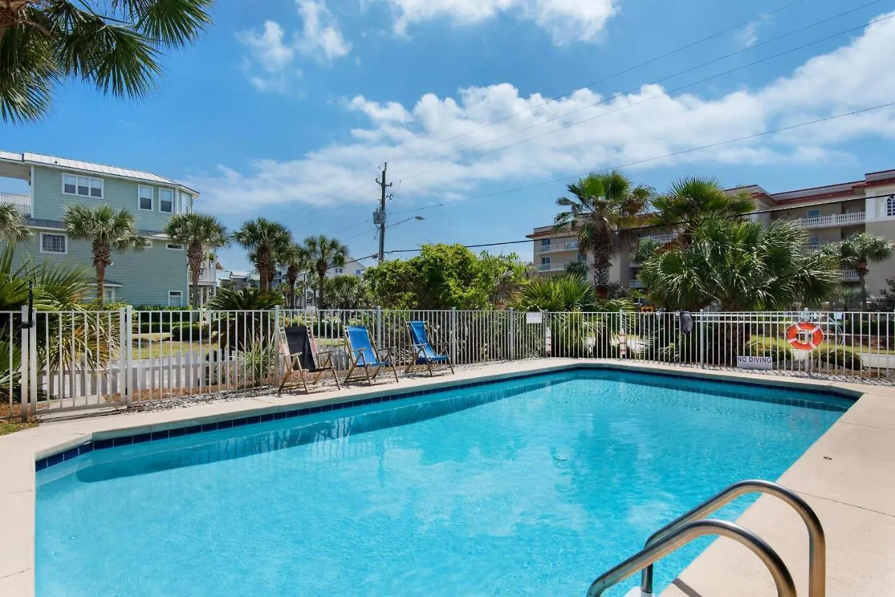 A Vip Hideaway * Destin