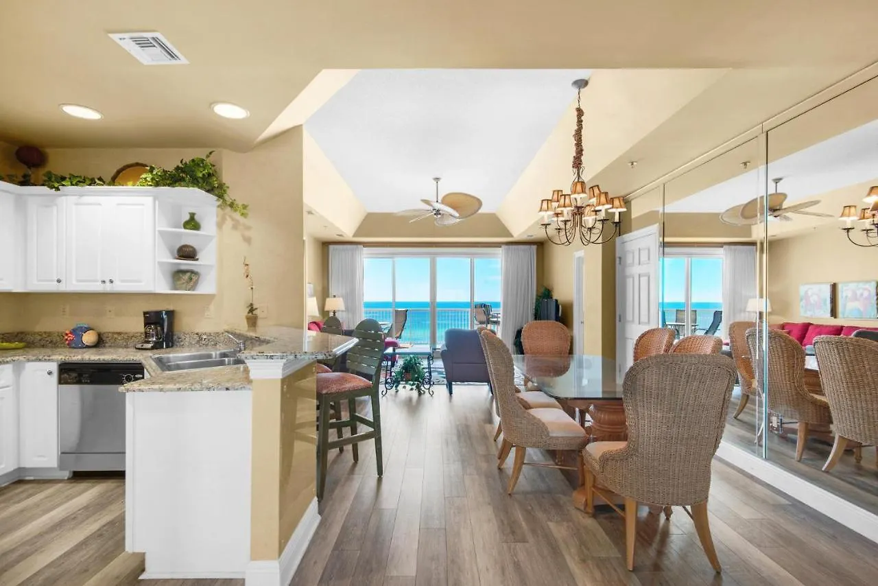 Holiday home Empress 703